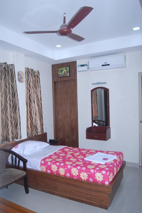 Chakraa Residency Hotel Ramanathapuram Exterior foto